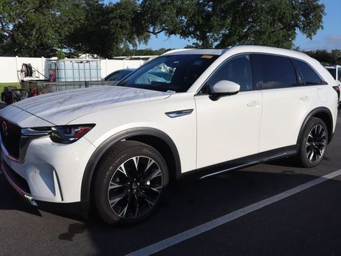 Used 2024 MAZDA CX-90 Plug-In Hybrid w/ Premium Plus AWD/4WD image 4