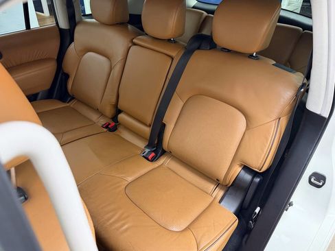 Used 2016 INFINITI QX80 4WD w/ Signature Edition Package image 61