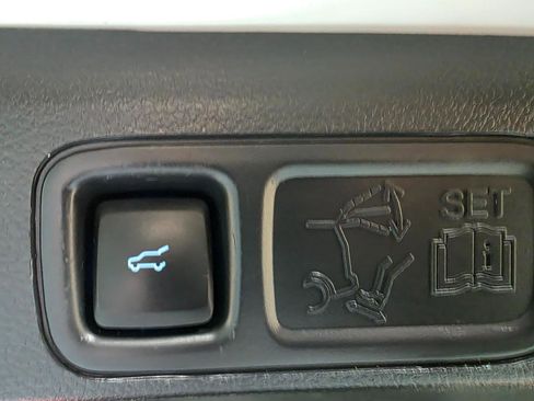 Used 2024 Ford Expedition Max Limited image 22