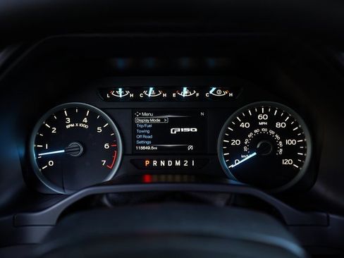 Used 2016 Ford F150 XLT w/ Equipment Group 302A Luxury image 25