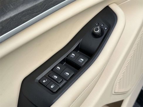 New 2025 Jeep Grand Cherokee Limited image 27