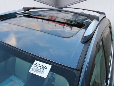 Used 2014 Toyota RAV4 Limited image 11