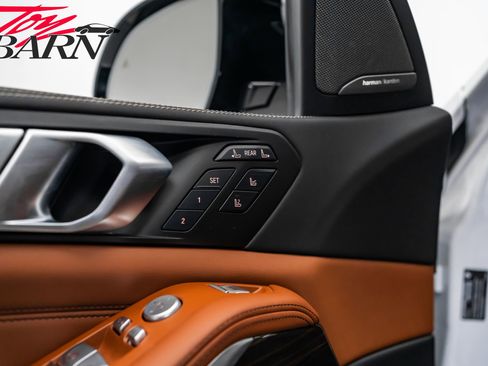 Used 2024 BMW X7 M60i w/ Executive Package image 22