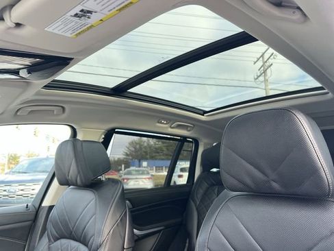 Certified 2024 BMW X7 xDrive40i w/ Premium Package image 21