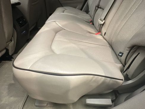 Used 2012 Lincoln MKX AWD image 13