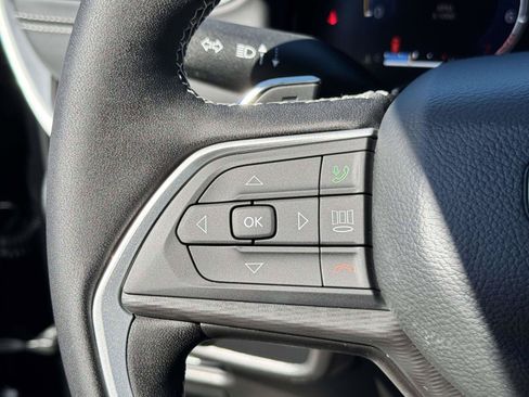 New 2025 Jeep Grand Cherokee Altitude AWD/4WD image 8