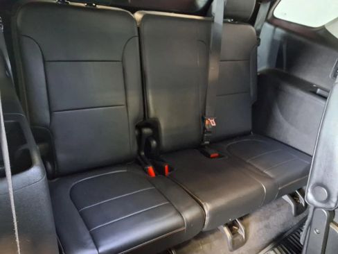 Used 2019 Chevrolet Traverse Premier w/ Redline Edition image 10