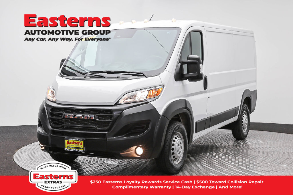 Used 2025 RAM ProMaster 2500 w/ Convenience Group FWD image 1