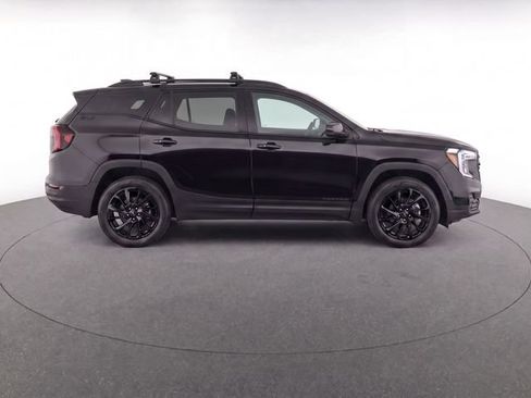 Used 2023 GMC Terrain SLT w/ Elevation Edition FWD image 8