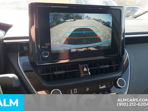 Used 2024 Toyota Corolla LE image 19