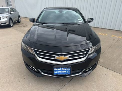 Used 2019 Chevrolet Impala LT image 3
