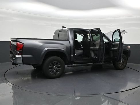 Used 2023 Toyota Tacoma SR5 RWD image 32
