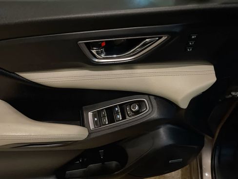 Used 2022 Subaru Ascent Limited w/ Technology Package image 13