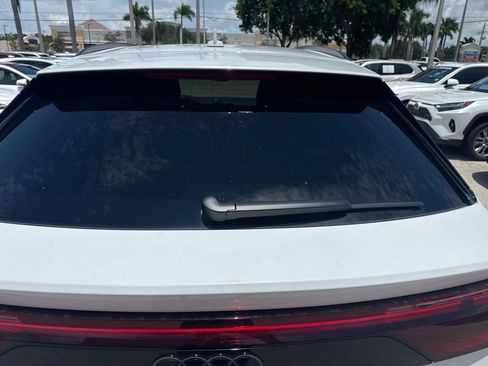 Used 2025 Audi Q8 Premium Plus AWD/4WD image 7