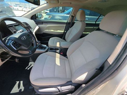 Used 2018 Hyundai Elantra Value Edition FWD image 10