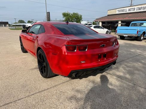 Used 2011 Chevrolet Camaro SS w/ RS Package image 5
