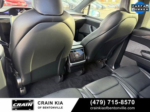 Used 2022 Tesla Model X image 25