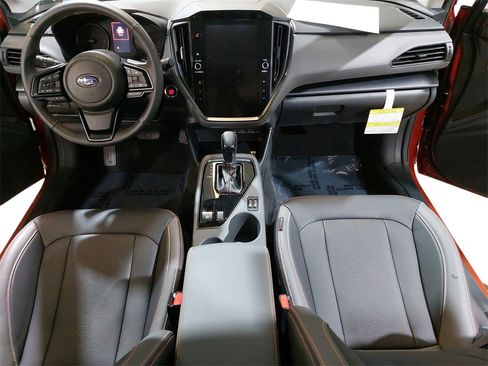 Certified 2025 Subaru Crosstrek 2.5i Limited w/ Crosstrek Mirror Package image 9