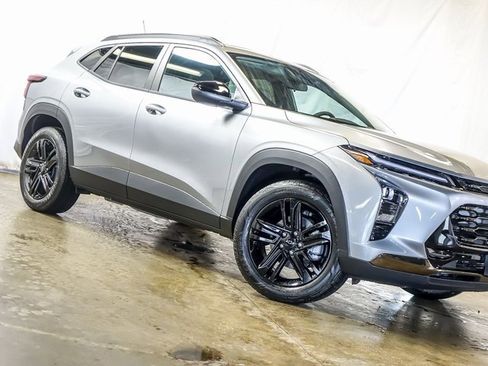 New 2026 Chevrolet Trax ACTIV w/ Sunroof Package image 5