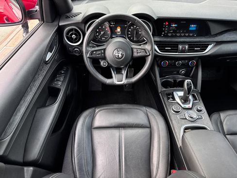 Used 2022 Alfa Romeo Stelvio Sprint image 24