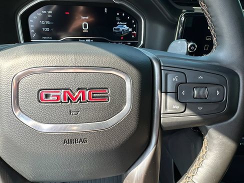 Used 2024 GMC Sierra 1500 AT4 w/ Technology Package AWD/4WD image 27