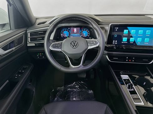 New 2026 Volkswagen Atlas Cross Sport SE image 21
