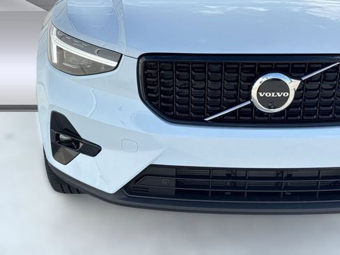 New 2026 Volvo XC40 B5 Plus w/ Protection Package Premier image 28