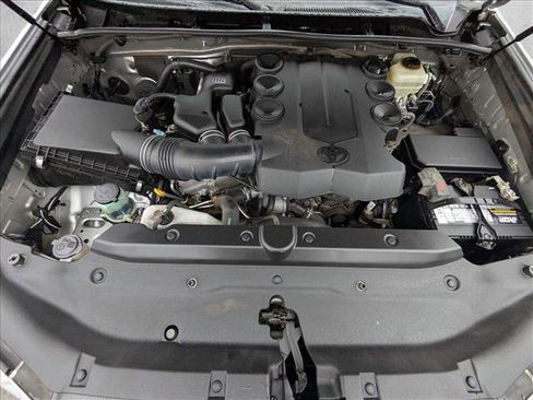 Used 2012 Toyota 4Runner SR5 image 25