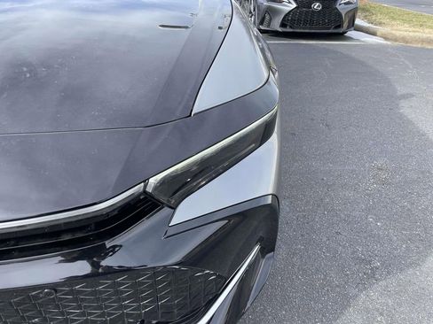 Used 2025 Toyota Crown Platinum image 14