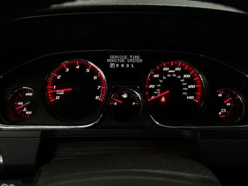 Used 2016 GMC Acadia SLE FWD image 18