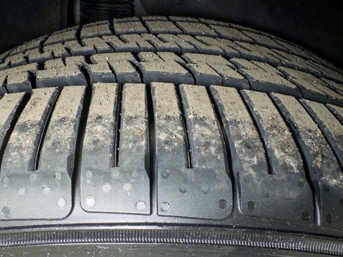 Used 2022 Tesla Model Y Performance AWD/4WD image 30