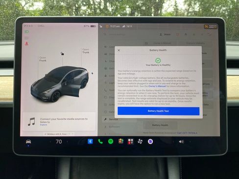 Used 2022 Tesla Model Y Performance AWD/4WD image 30