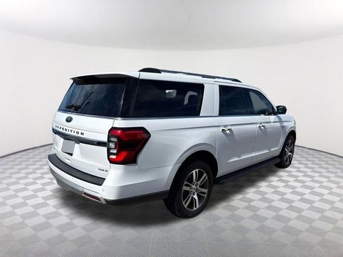 Used 2024 Ford Expedition Max Limited RWD image 5