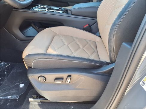 New 2026 Volkswagen Atlas Cross Sport SE image 6