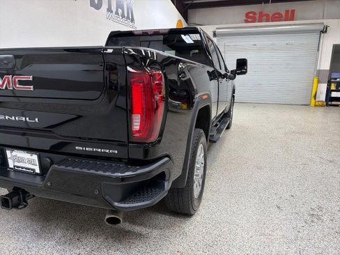 Used 2020 GMC Sierra 2500 Denali w/ Denali Ultimate Package image 38