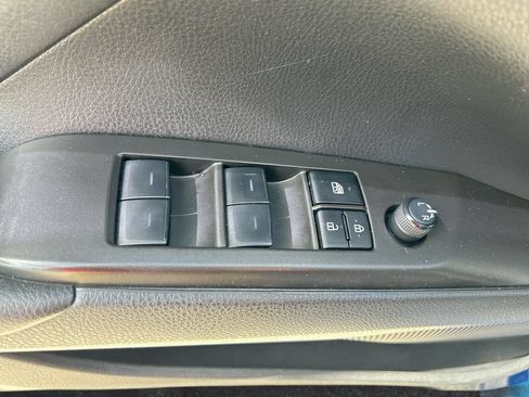 Used 2023 Toyota Camry LE FWD image 13