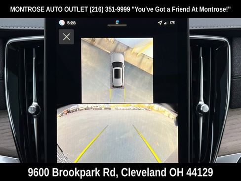 New 2026 Volvo XC90 B6 Plus w/ Protection Package Premier image 36