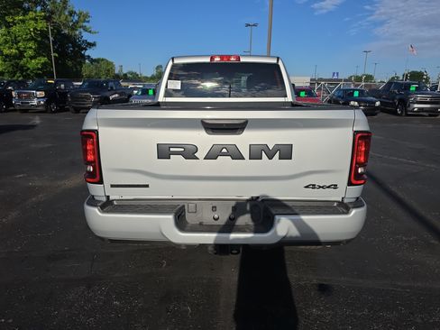 Used 2026 RAM 2500 Big Horn AWD/4WD image 4