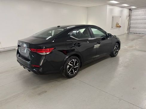 New 2025 Nissan Sentra SV image 5