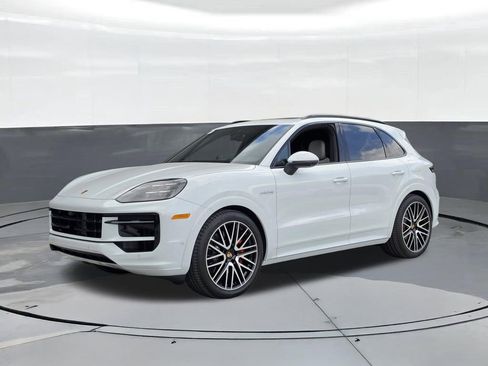 New 2026 Porsche Cayenne S AWD/4WD image 1
