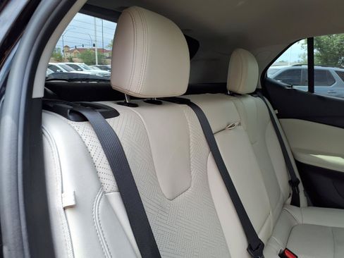 Used 2020 Buick Encore GX Essence w/ Advanced Technology Package FWD image 14