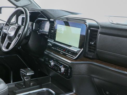 Used 2024 GMC Sierra 1500 Elevation AWD/4WD image 26