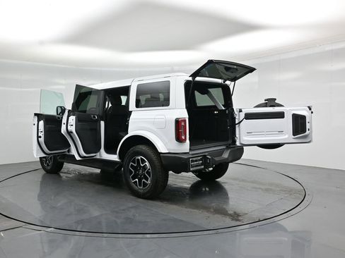New 2026 Ford Bronco Outer Banks image 34