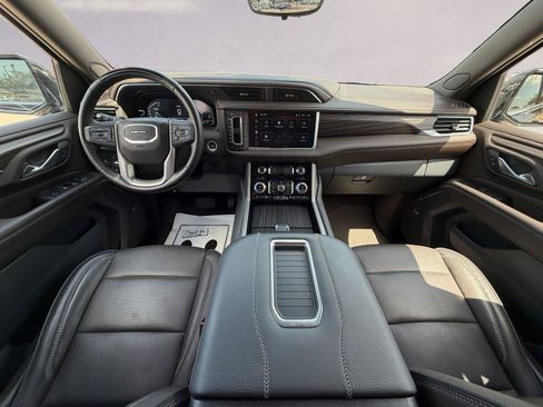 Used 2024 GMC Yukon Denali w/ Advanced Technology Package RWD image 10