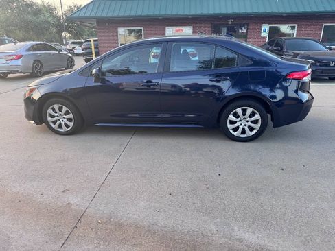 Used 2022 Toyota Corolla LE FWD image 8