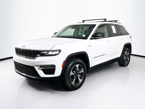 Used 2022 Jeep Grand Cherokee Limited 4xe AWD/4WD image 3
