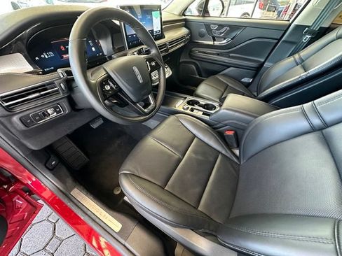Used 2025 Lincoln Corsair Reserve AWD/4WD image 16