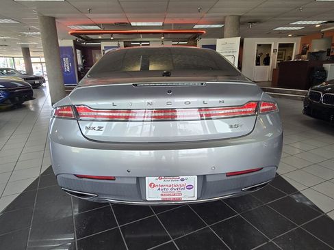Used 2020 Lincoln MKZ Reserve w/ Elements Package FWD image 5