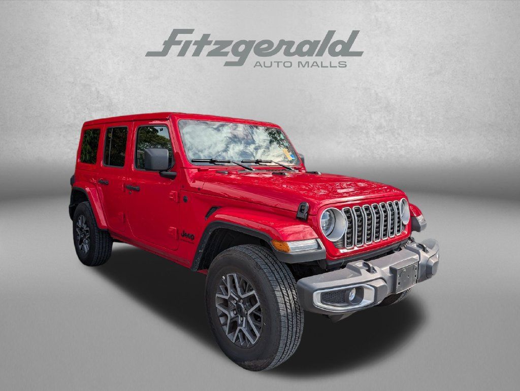Used 2026 Jeep Wrangler Unlimited Sahara AWD/4WD image 1