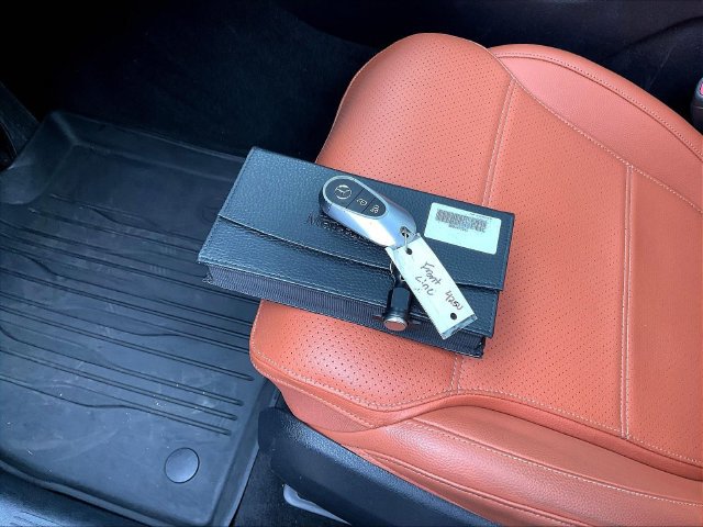 Certified 2023 Mercedes-Benz GLC 300 4MATIC image 37